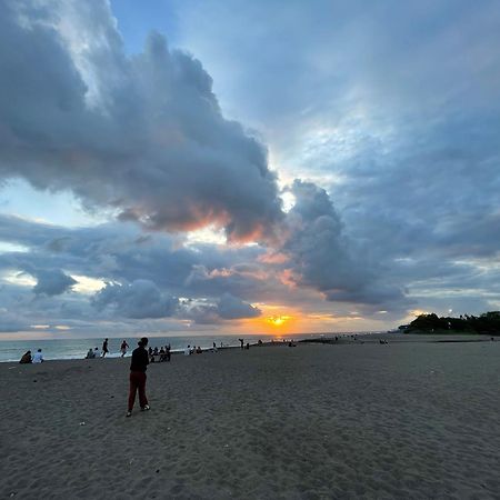 Umakayu Joglo Villa Canggu - Boutique Hotel Luaran gambar